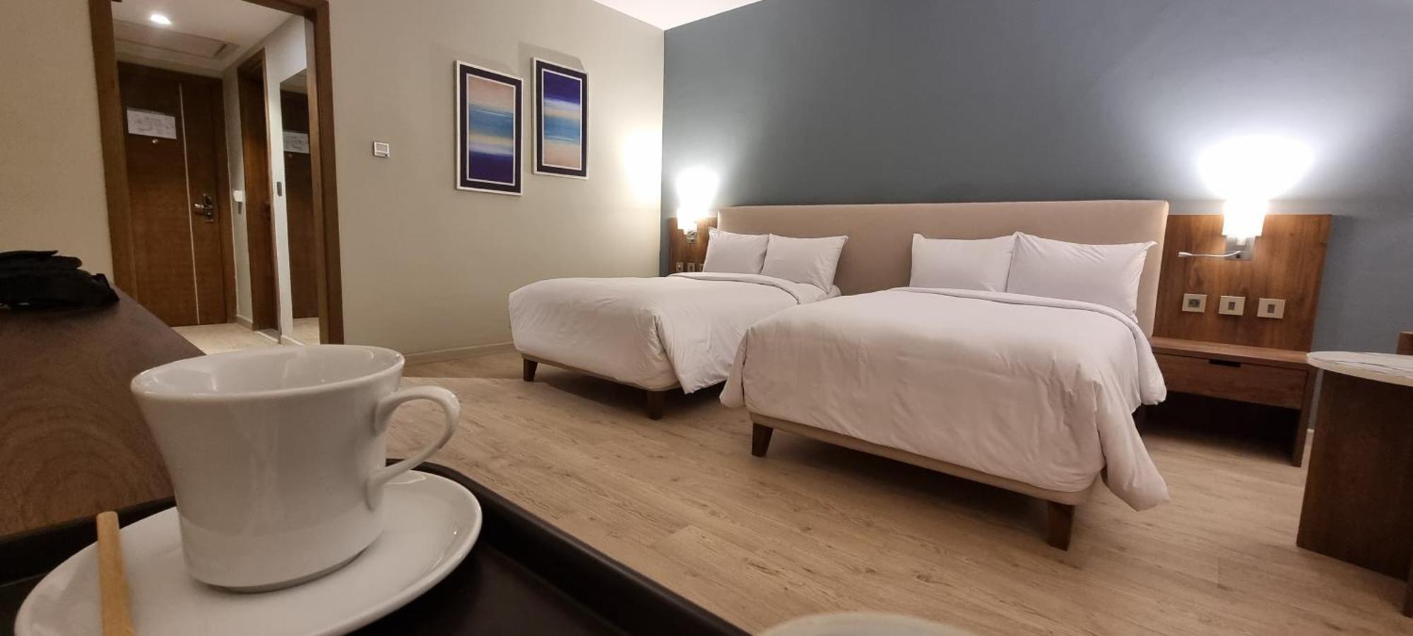 Phoenix Hotel & Wellness Sheikh Zayed City Exterior foto